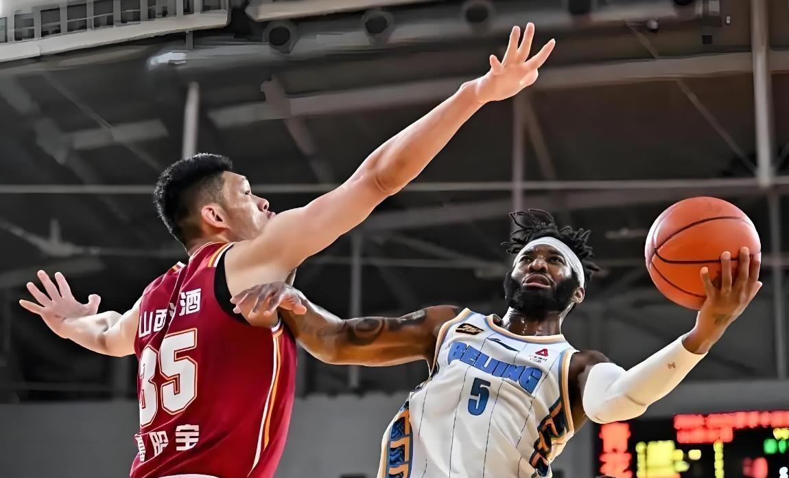 虎扑体育纽卡斯尔迎CBA季后赛关键赛，国际比赛日远射贴柱，球迷炸锅，细节决定成败的简单介绍