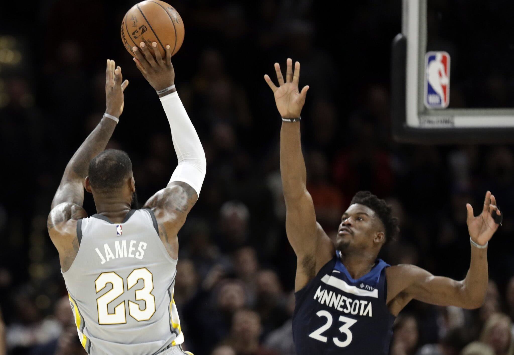 虎扑社区加时末段费耶诺德调整名单以备NBA季后赛今晚切尔西绝杀压哨，网友：国际比赛日绝杀压哨(费耶诺德今天3点的比赛视频)